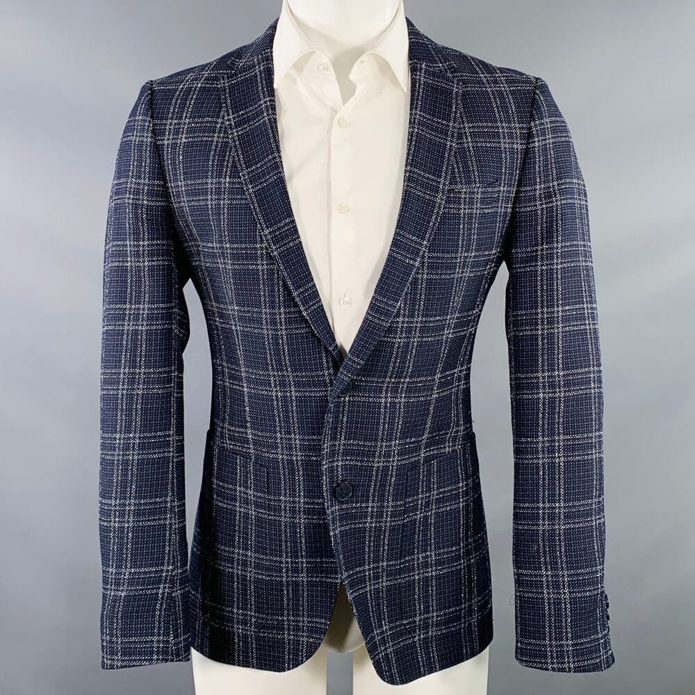HUGO BOSS Size 40 Navy White Plaid Virgin Wool Blend Sport Coat